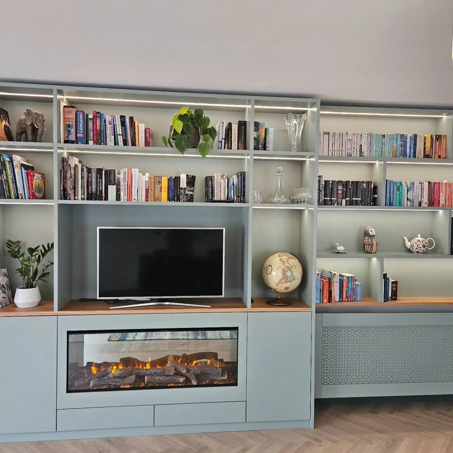 Alcoves & TV Units project photo 3