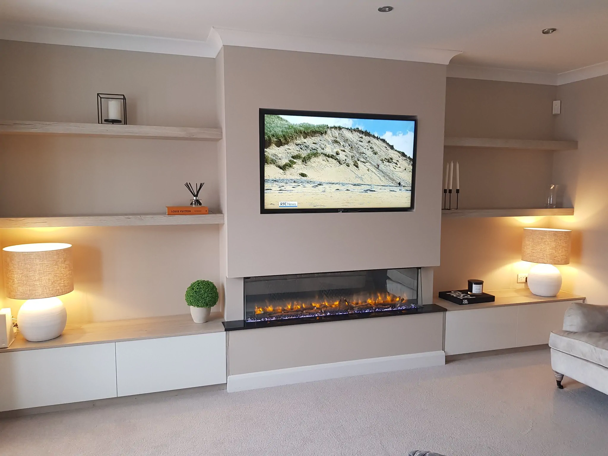 Alcoves & TV Units project photo 7