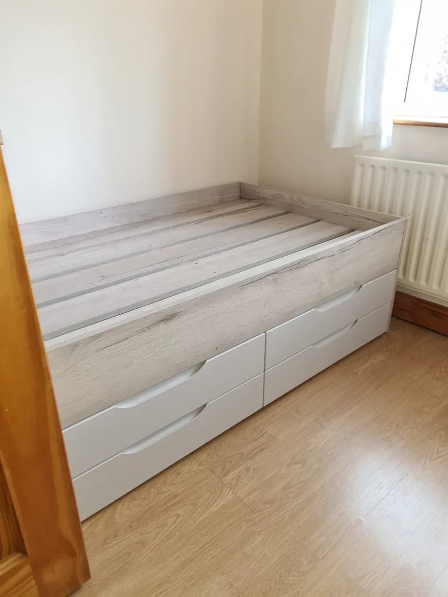 Bespoke Bedrooms project photo 1