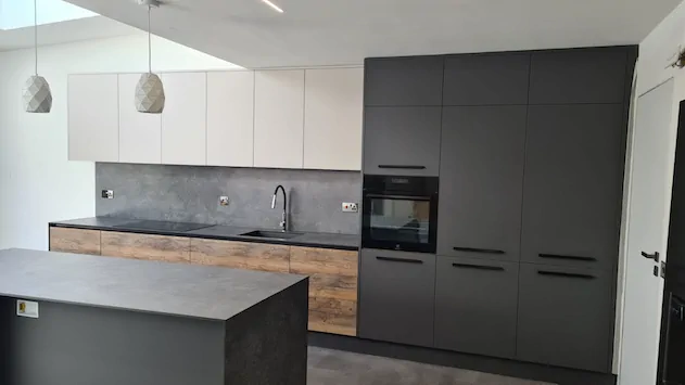Contemporary Kitchens project photo 17