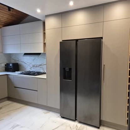 Contemporary Kitchens project photo 21