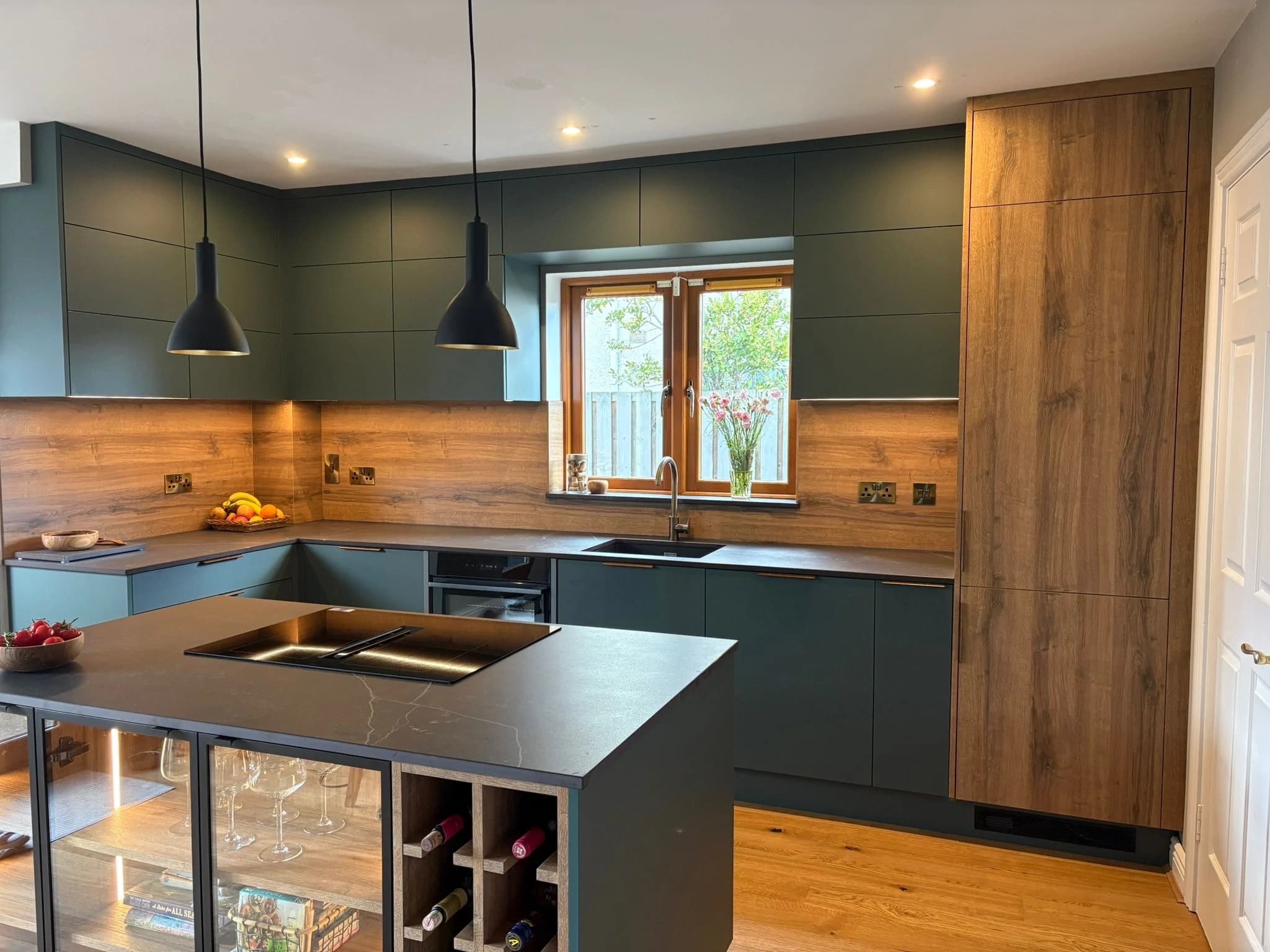Contemporary Kitchens project photo 27