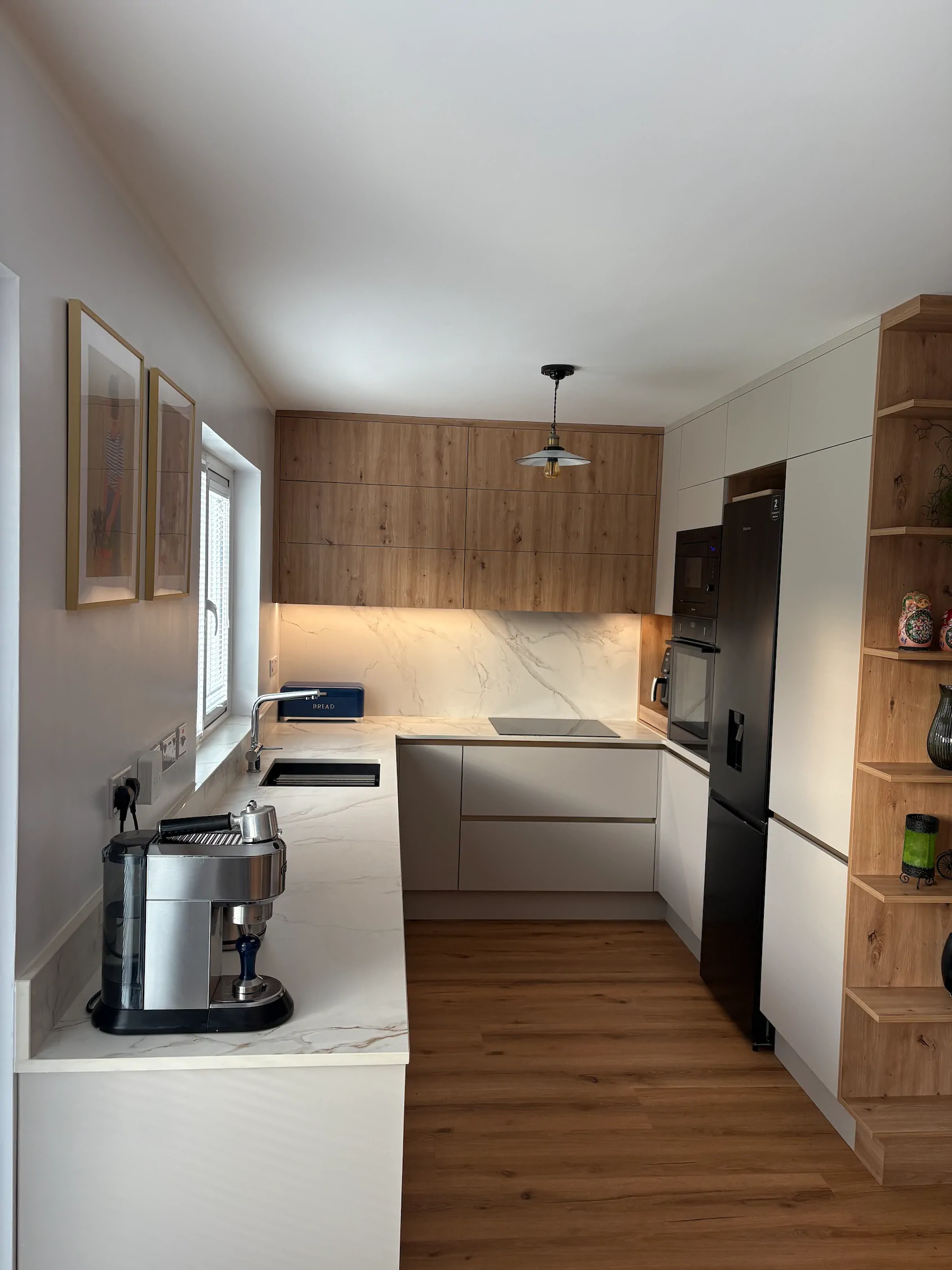 Contemporary Kitchens project photo 4