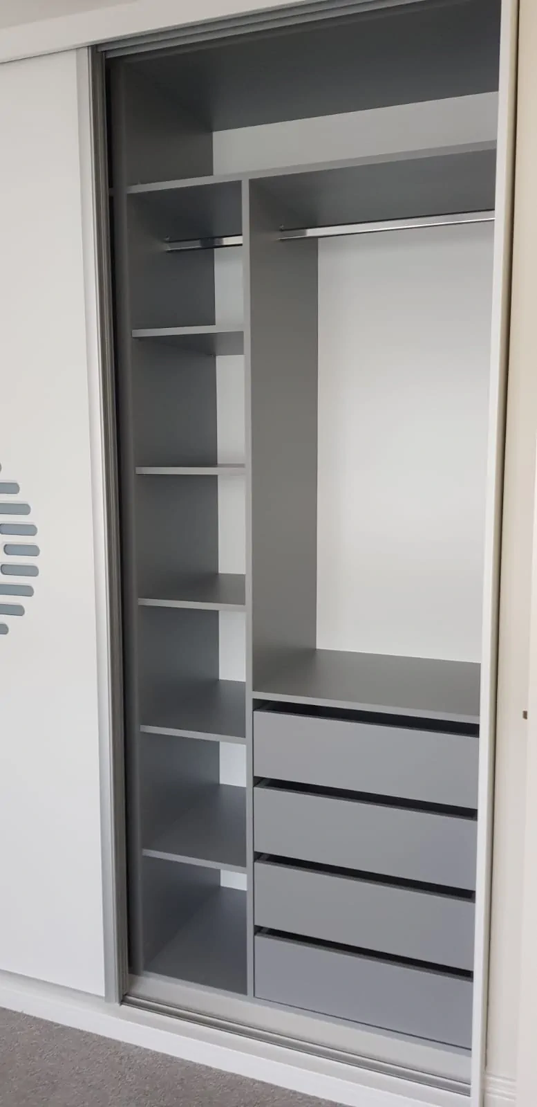 Sliding Wardrobes project photo 2