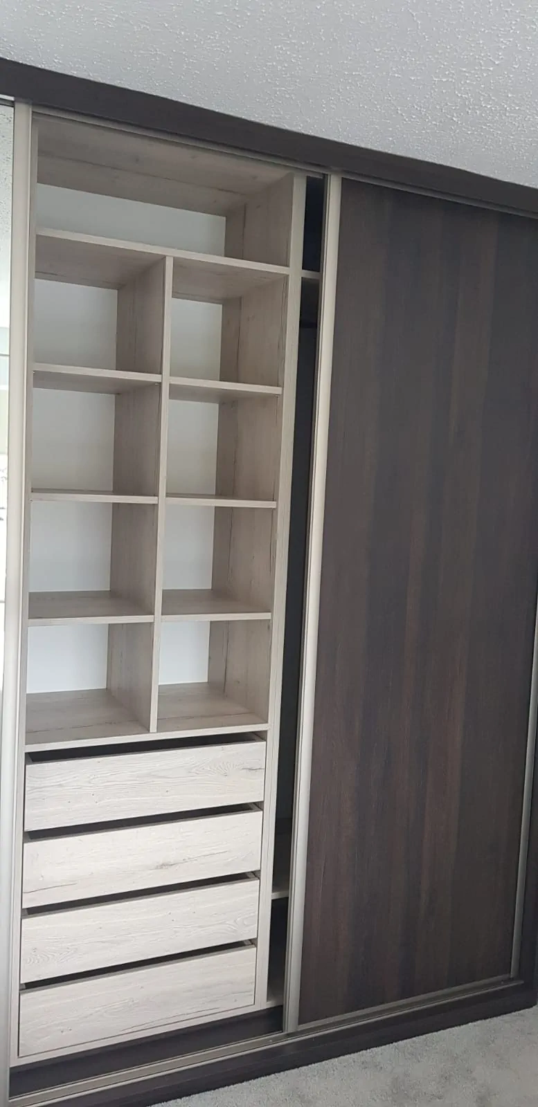 Sliding Wardrobes project photo 8